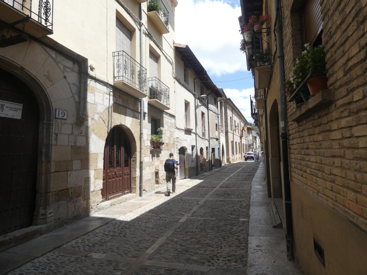 Apartamento Medieval En El Camino De Santiago Estella Exterior foto